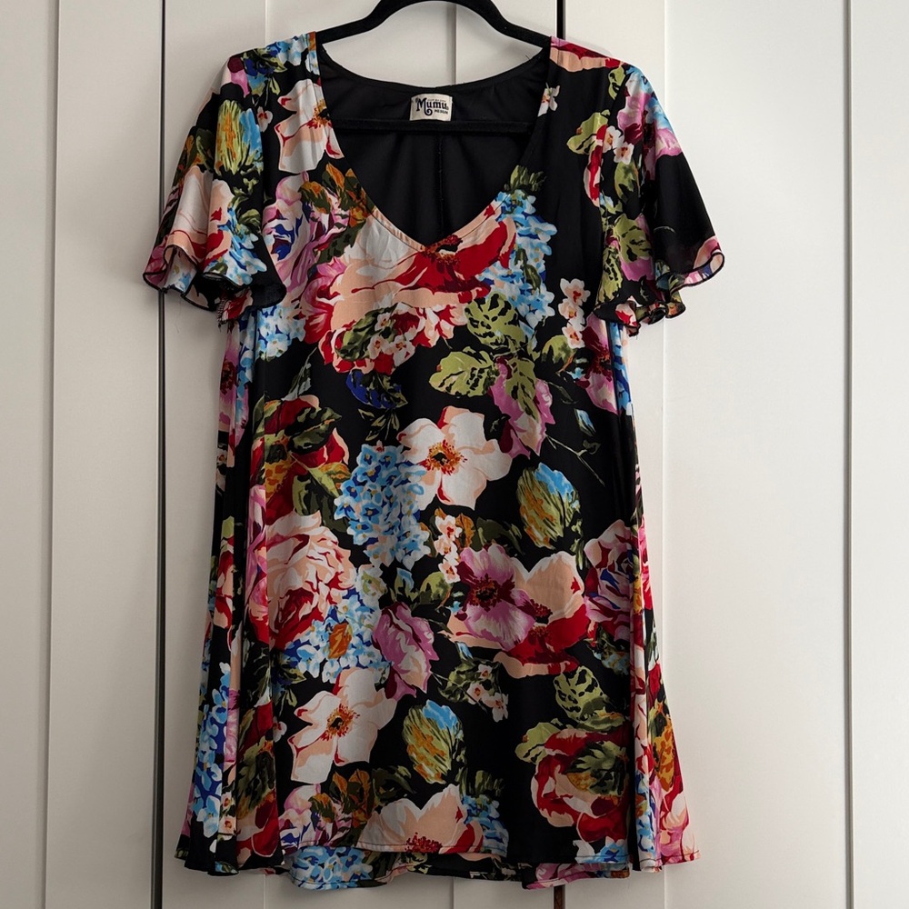 Show Me Your MuMu Black Floral V-Neck Tunic